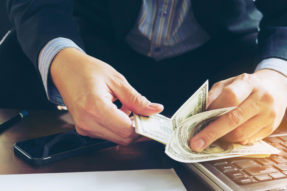 Roth Ira - the greatest return on investment
