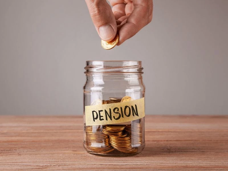 How can one reduce paying tax on a pension lump sum?